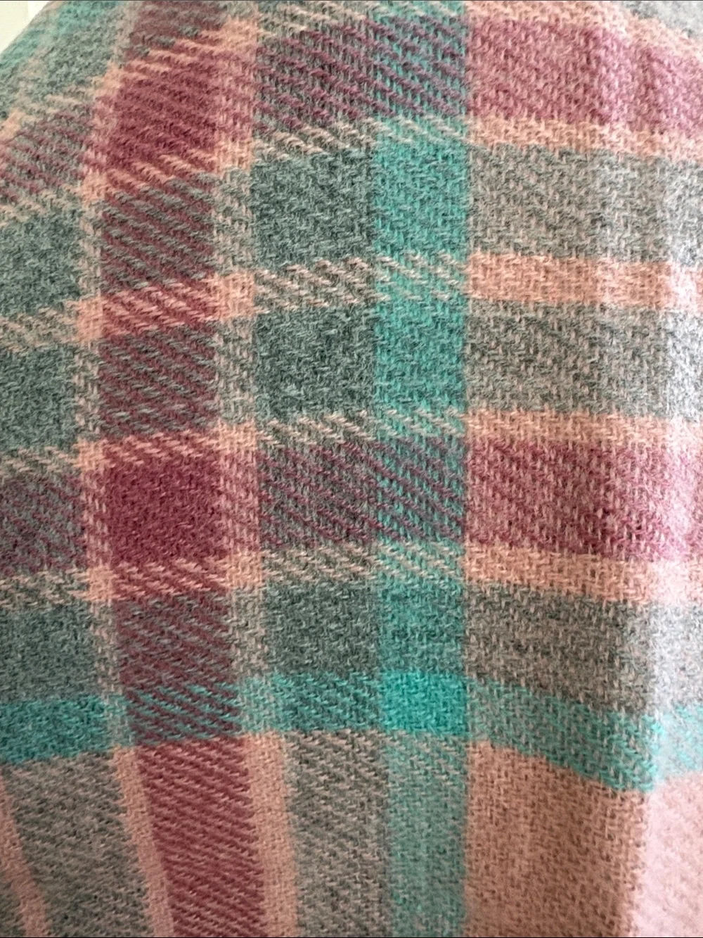 KHOMBU REVERSIBLE WRAP/ SHAWL